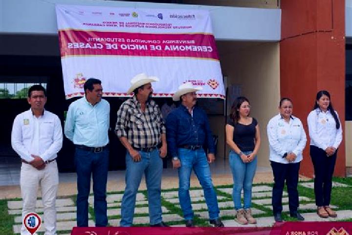 escort Jesus Carranza (La Colorada)