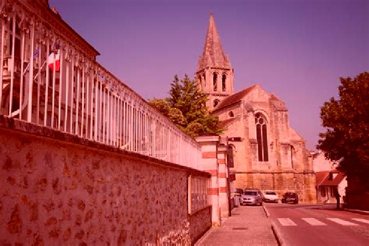 escort Jouy-le-Moutier