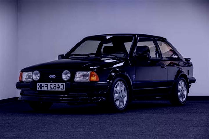 escort Kamensk-Ural skiy