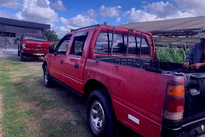 escort Kampong Baroe