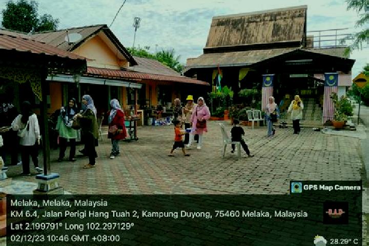 escort Kampung Bukit Baharu