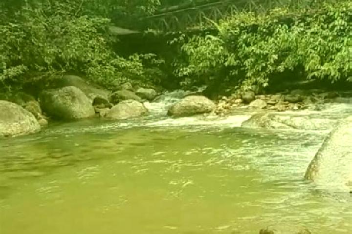 escort Kampung Kuala Sepetang
