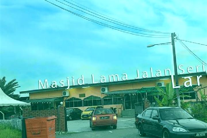 escort Kampung Larkin Lama