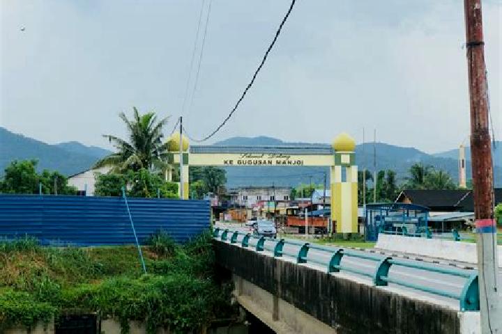 escort Kampung Manjoi