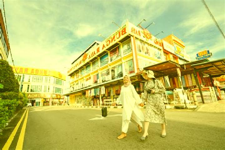 escort Kampung Padang Lalang