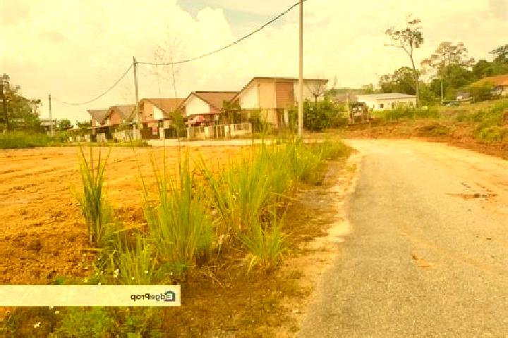 escort Kampung Sungai Kajang