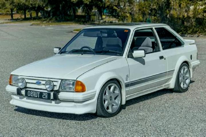 escort Karayuen