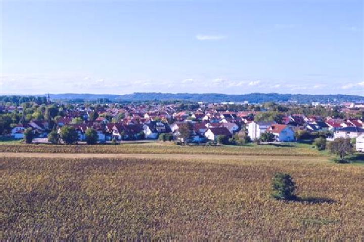 escort Karlsdorf-Neuthard