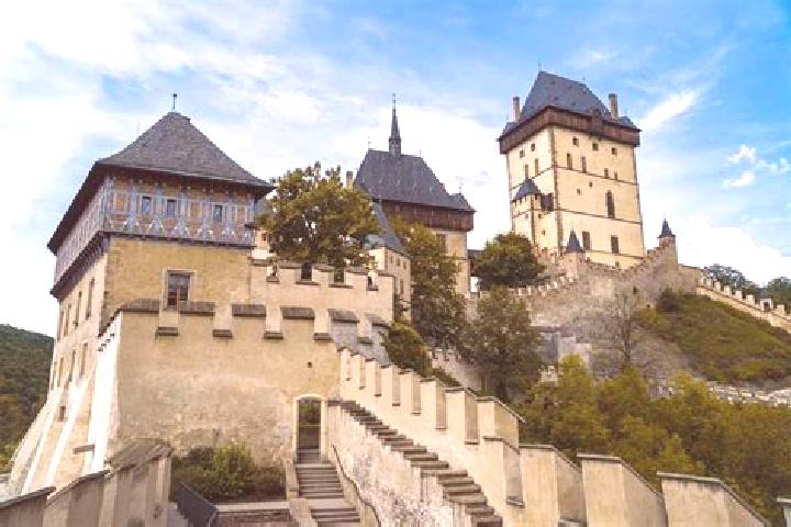 escort Karlstejn