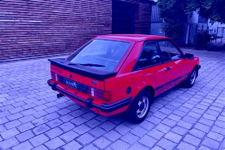 escort Kassiri