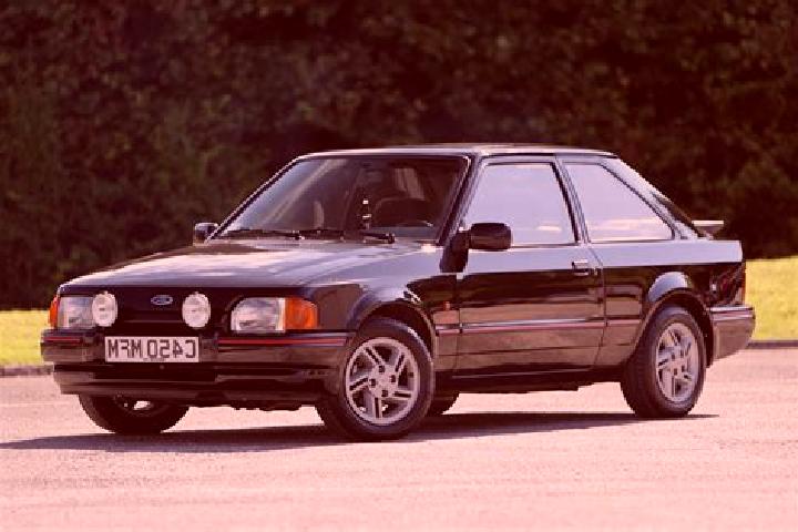 escort Kennett