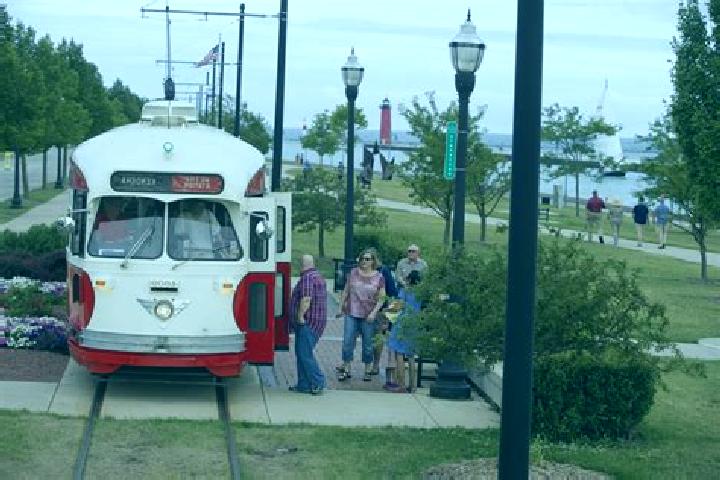 escort Kenosha Streetcar