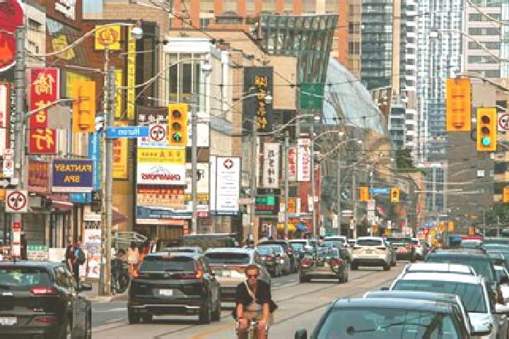 escort Kensington-Chinatown