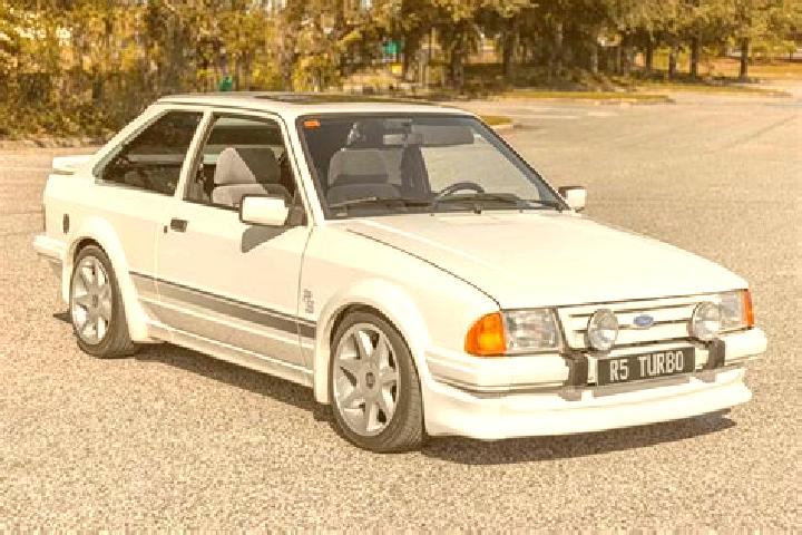 escort Kernoues