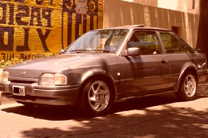 escort Kertapura