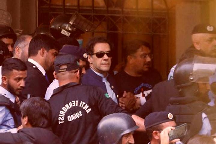 escort Khan Arnabah