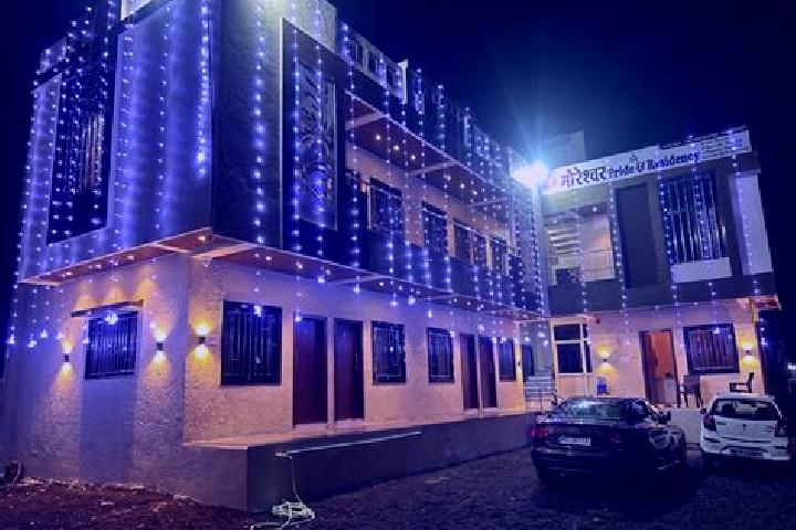 escort Khuldabad
