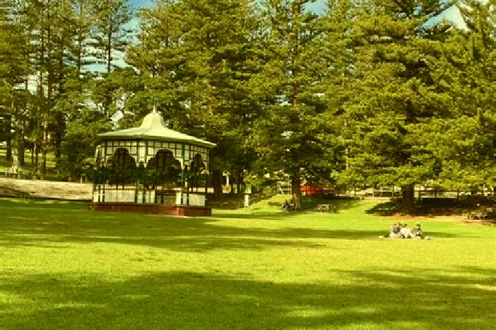 escort King Edward Park
