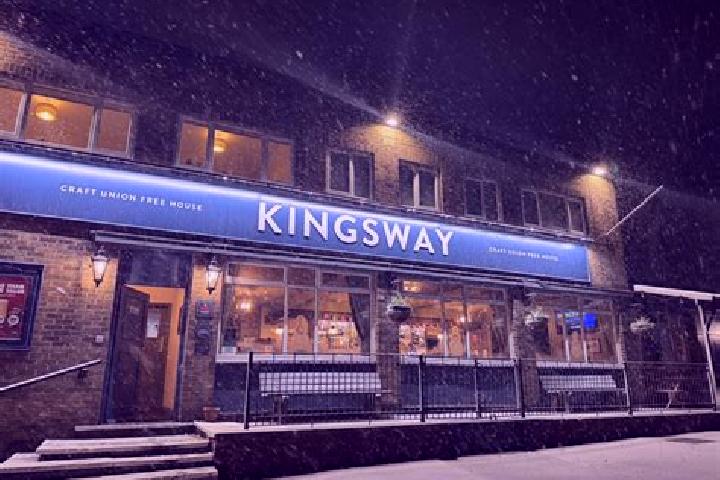 escort Kingsway-Beresford