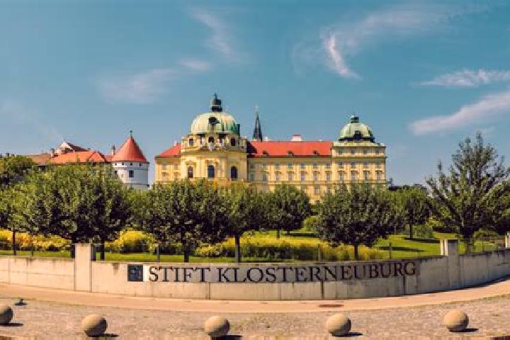 escort Klosterneuburg