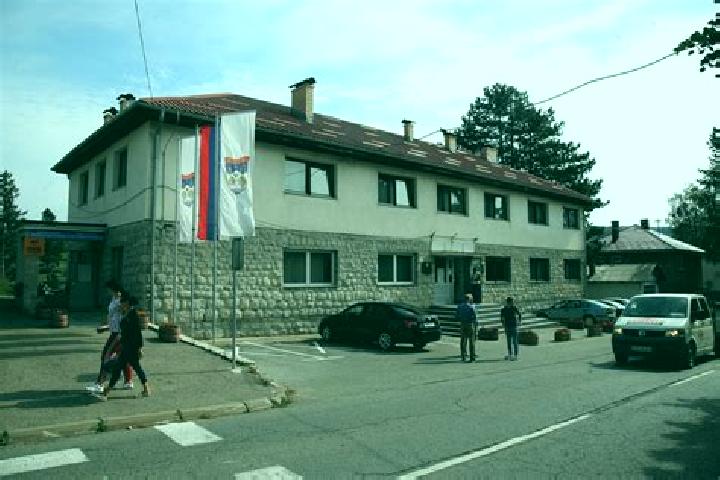 escort Knezevo