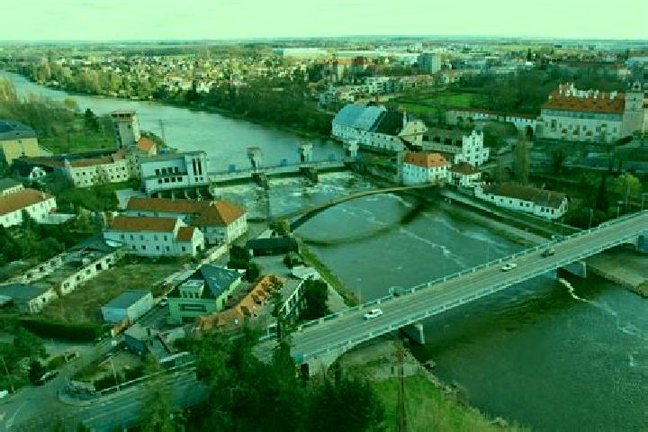 escort Kostomlaty nad Labem