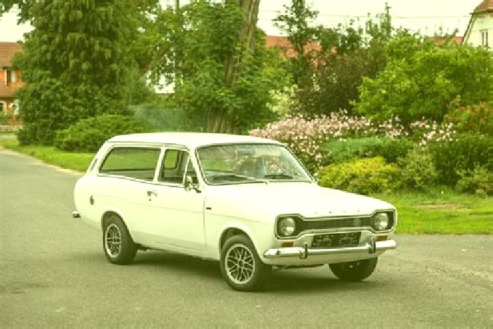 escort Kouts
