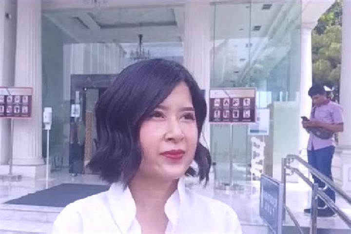 escort Kyi Tan