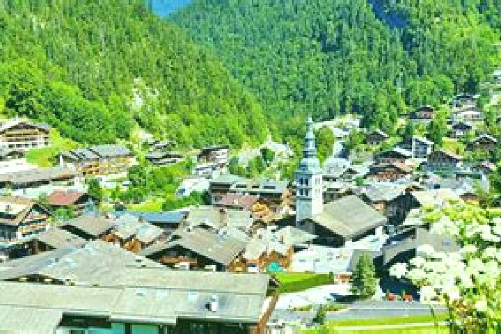 escort La Clusaz