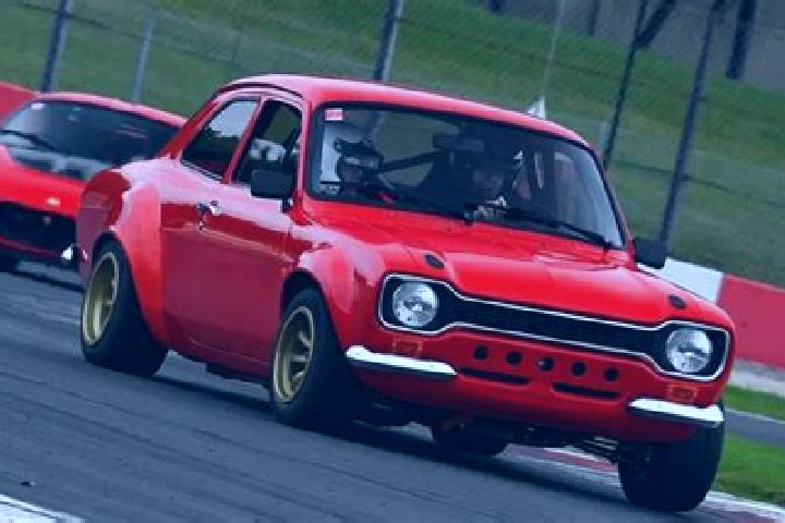 escort La Erre
