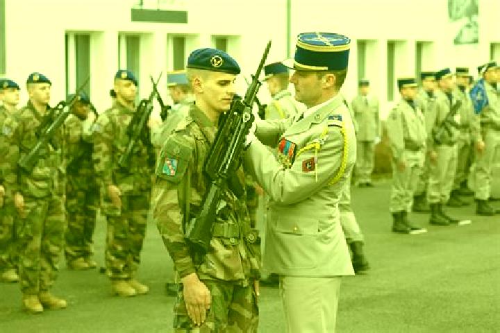 escort La Fourragere