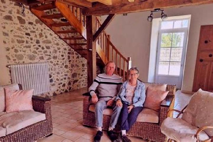 escort La Pommeraie-sur-Sevre