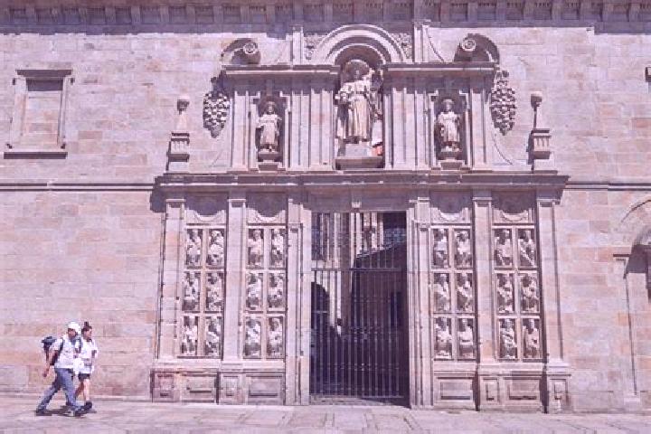 escort La Puerta de Santiago