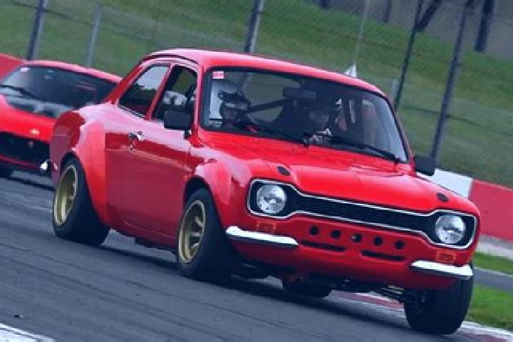 escort La Riba