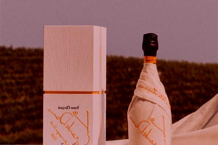 escort La Veuve