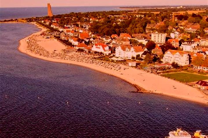 escort Laboe