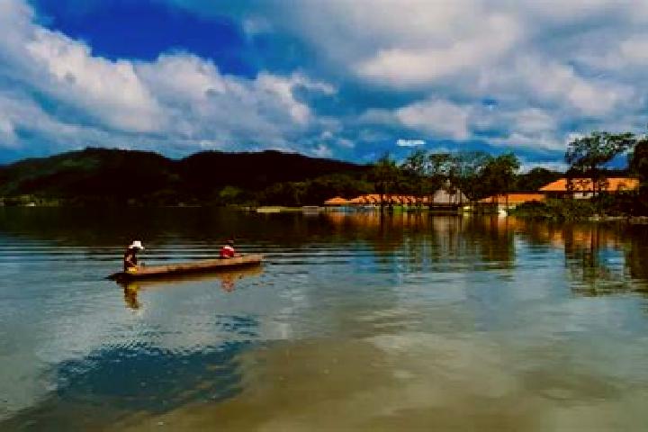 escort Lago Lindo
