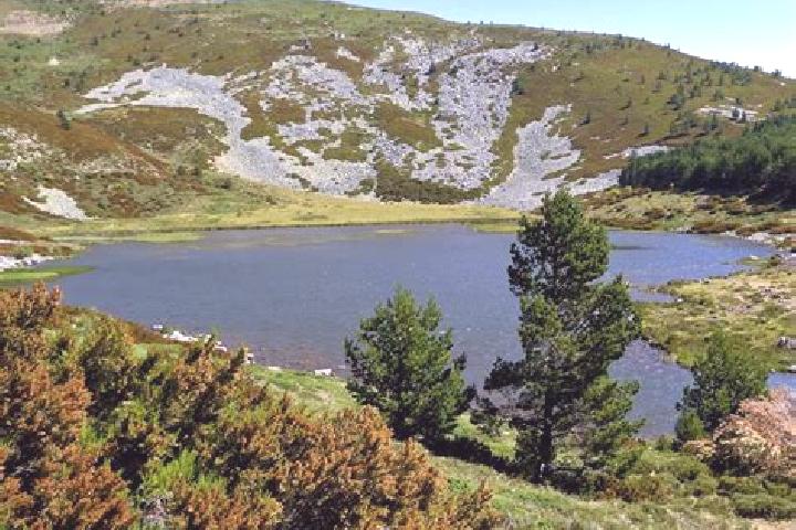 escort Laguna de Cameros