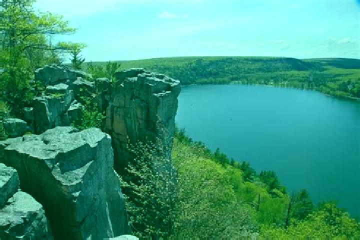 escort Lake Bluff