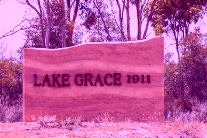 escort Lake Grace