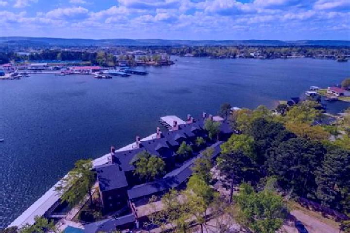 escort Lake Hamilton