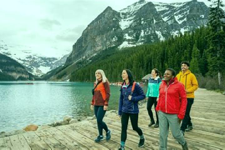 escort Lake Louise