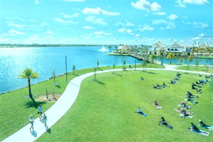 escort Lake Sarasota