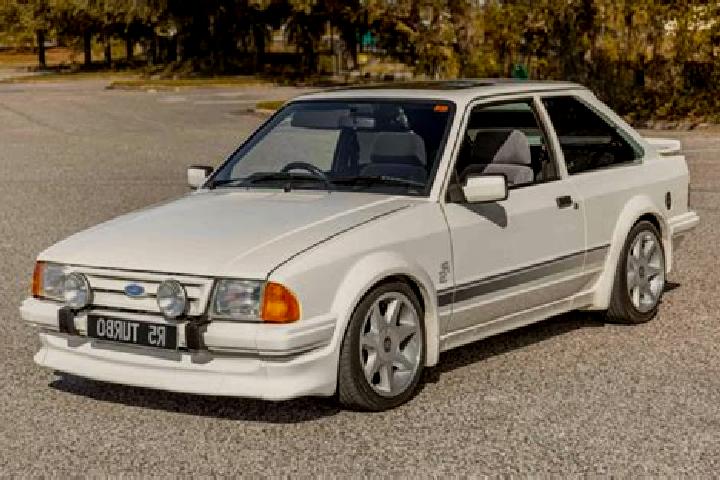 escort Lamotrek