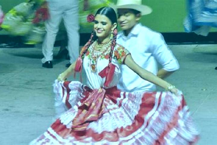 escort Las Cruces de Cacahuatepec