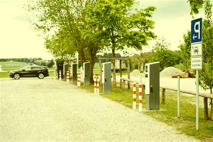 escort Laufersweiler