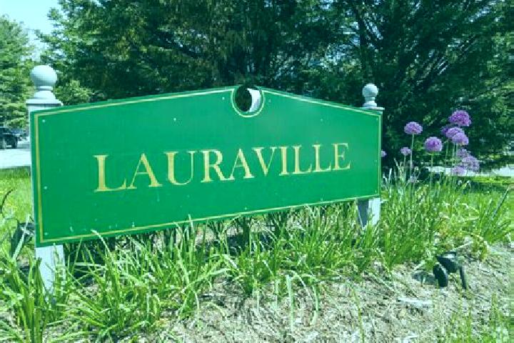 escort Lauraville