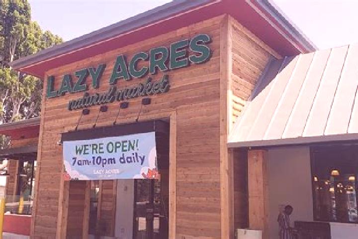 escort Lazy Acres