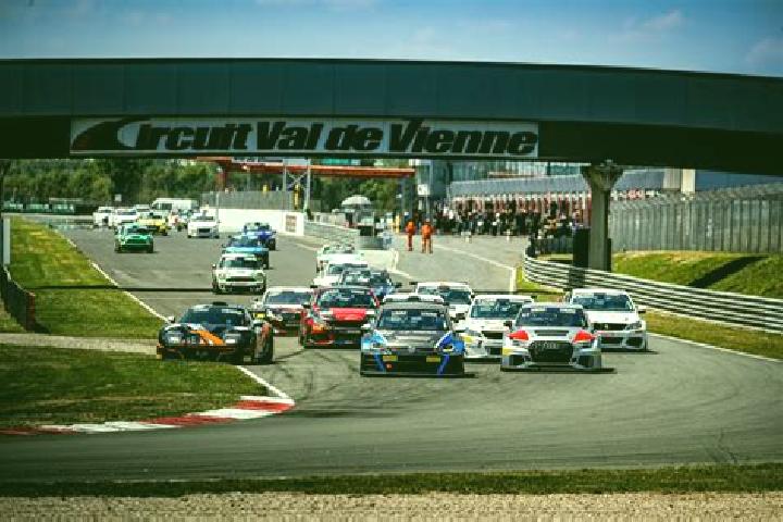 escort Le Vigeant