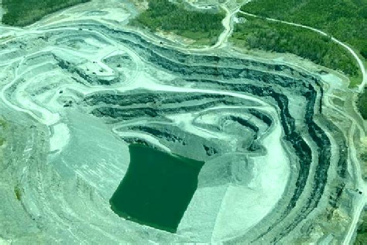 escort Leeudoorn Mine